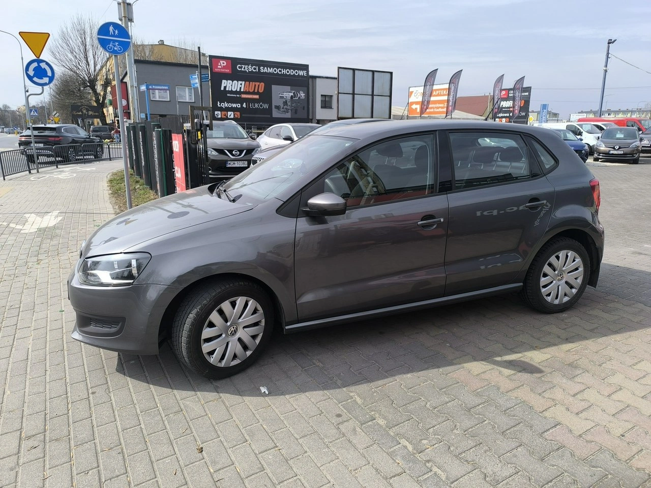 Volkswagen Polo - Zdjęcie 7