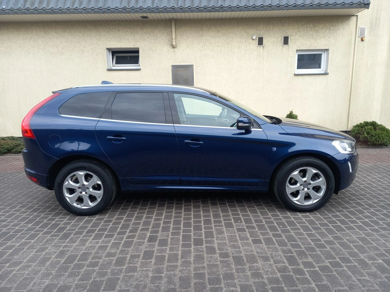 Volvo XC 60 - Zdjęcie 10