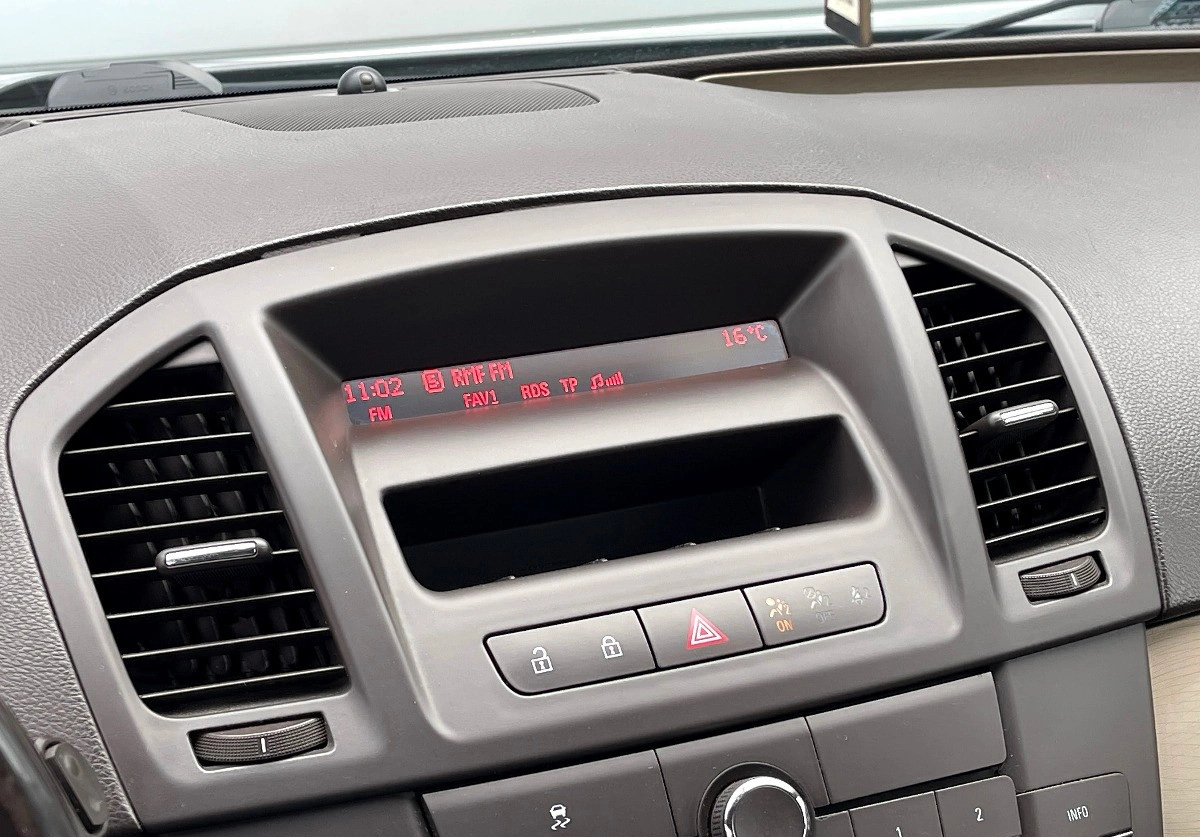 Opel Insignia - Zdjęcie 24