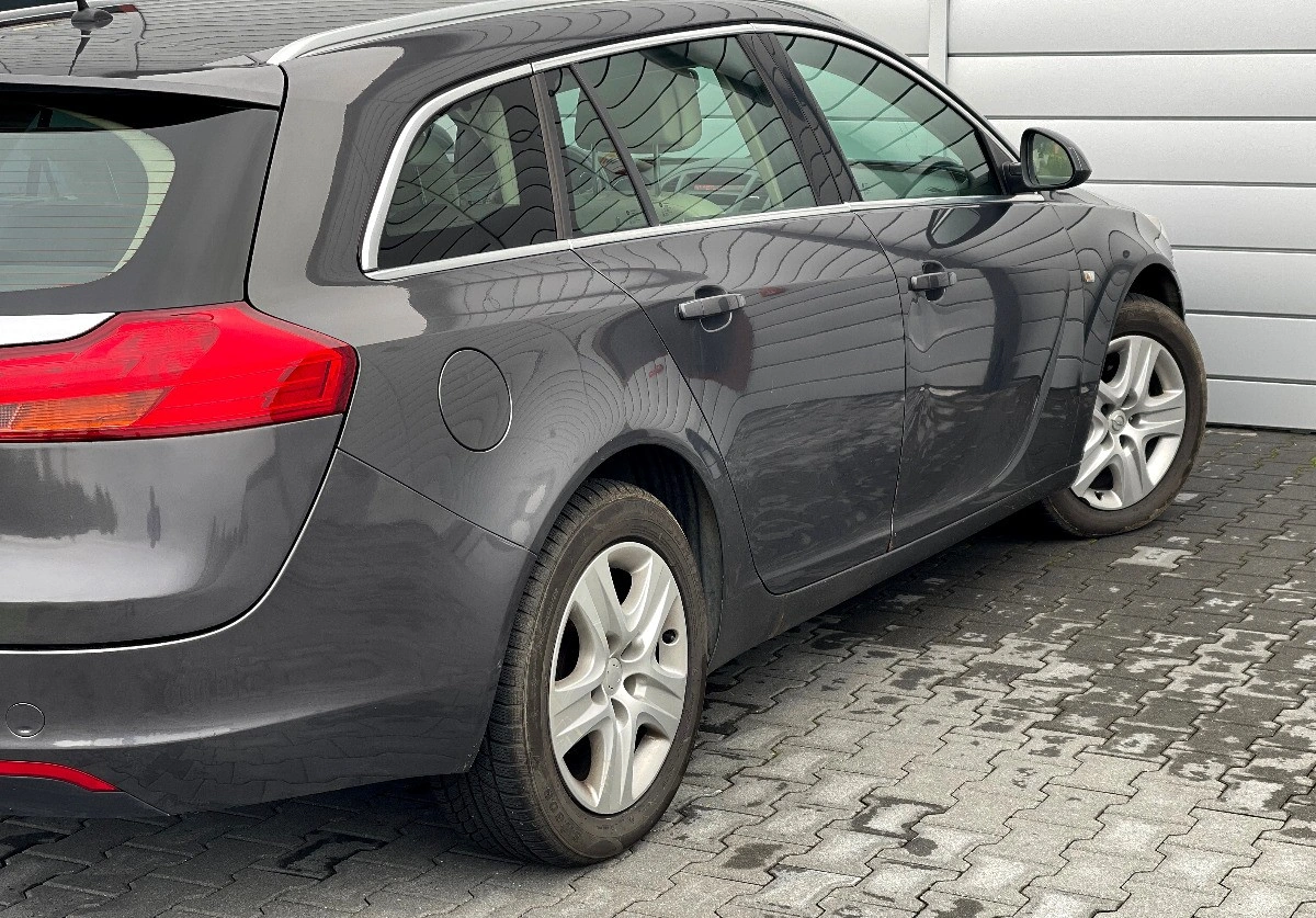 Opel Insignia - Zdjęcie 11