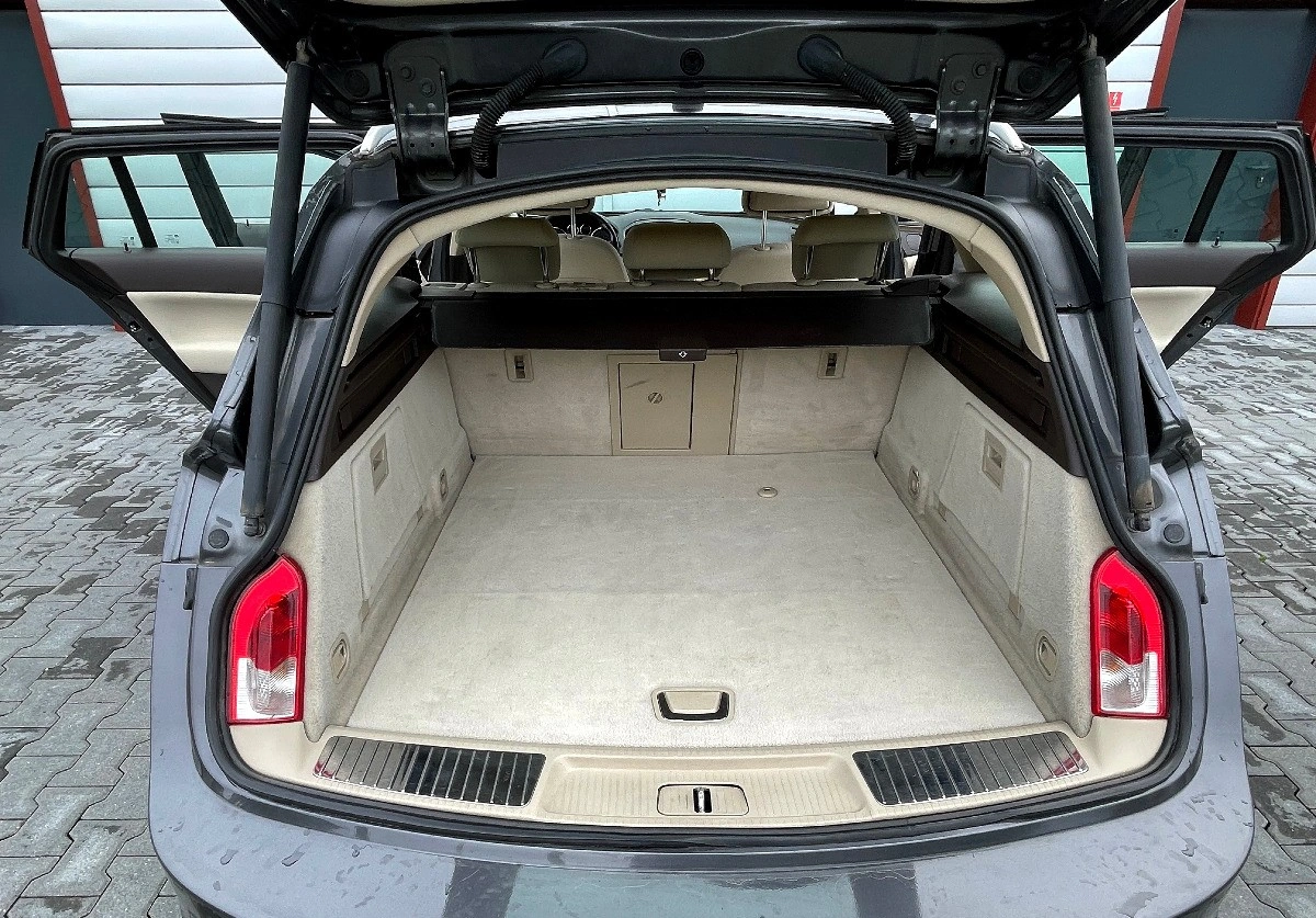 Opel Insignia - Zdjęcie 15