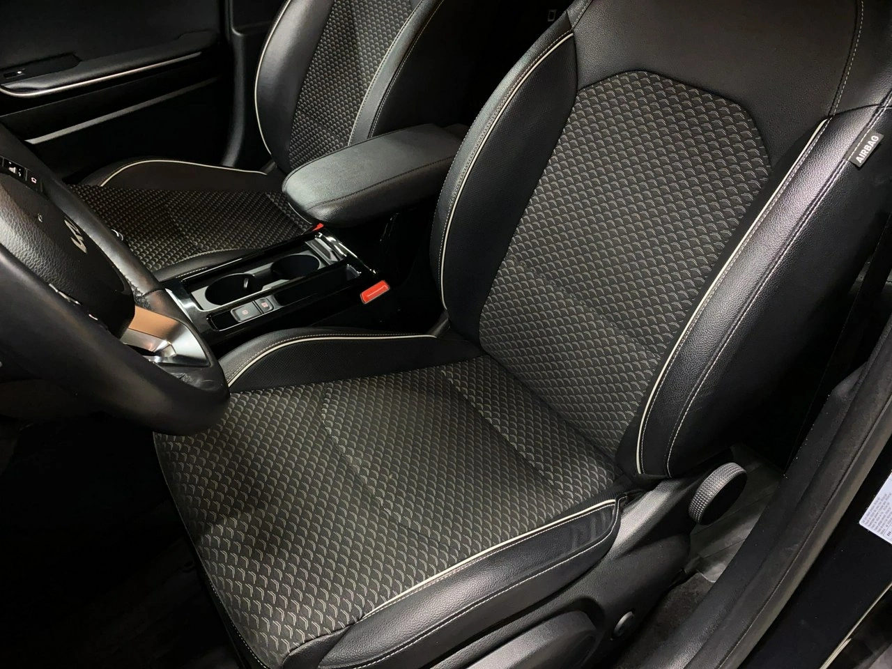 Kia XCeed - Zdjęcie 13