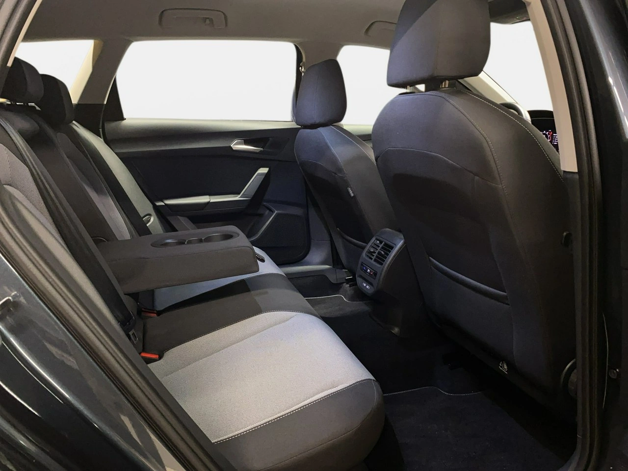 Seat Leon Sportstourer - Zdjęcie 13