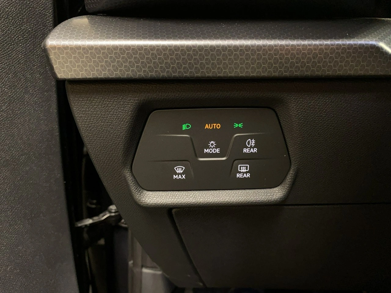 Seat Leon Sportstourer - Zdjęcie 38