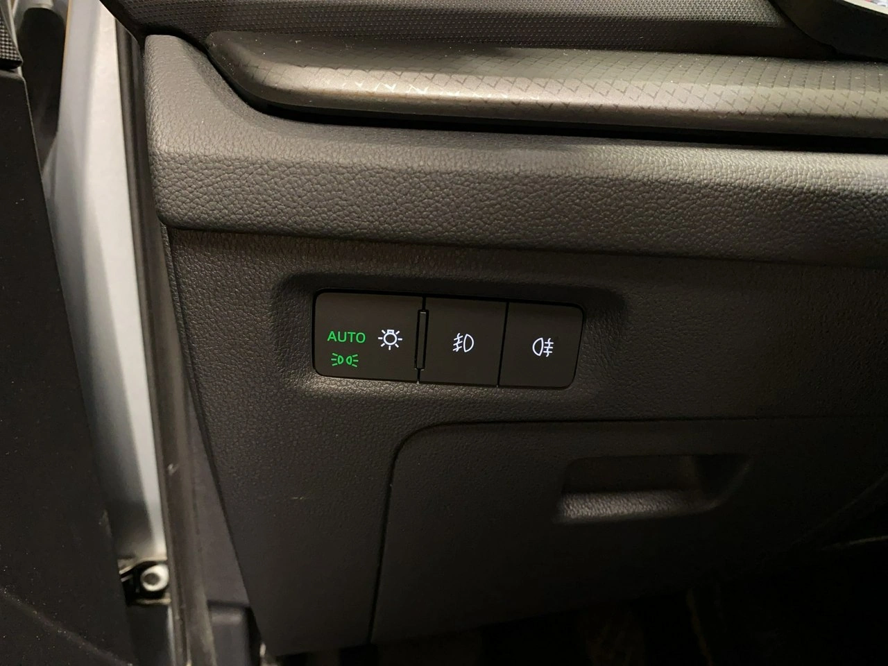 Skoda Octavia - Zdjęcie 36