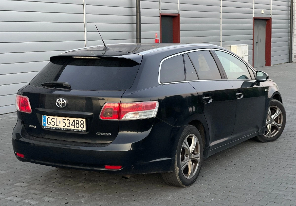 Toyota Avensis - Zdjęcie 6