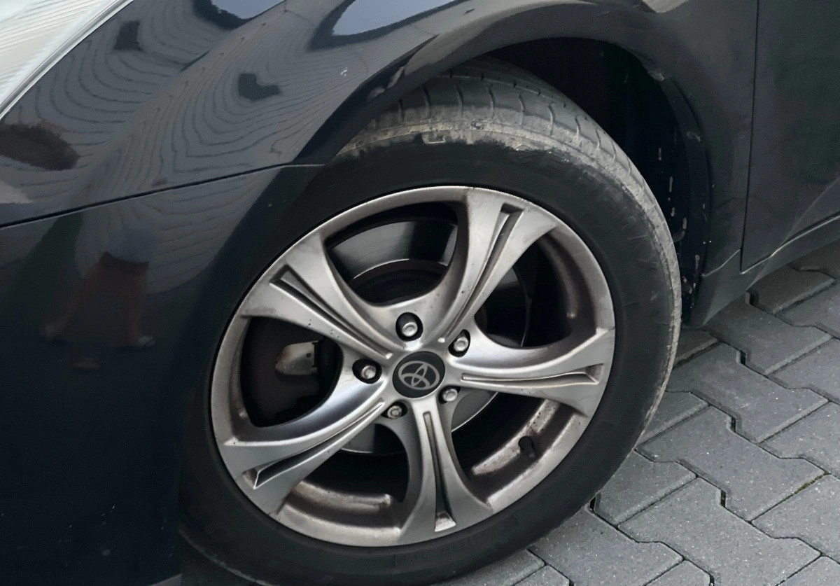 Toyota Avensis - Zdjęcie 11