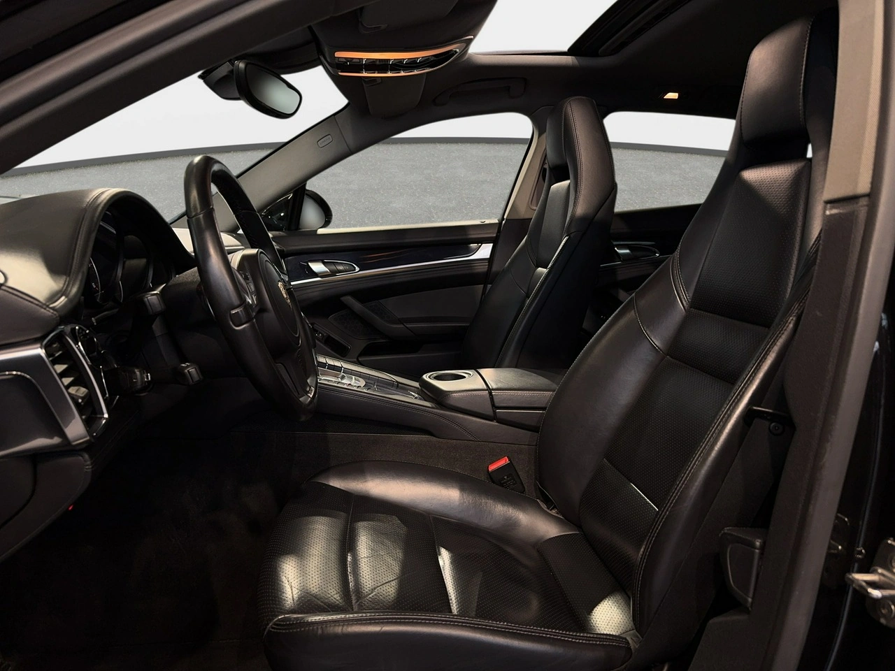 Porsche Panamera - Zdjęcie 11
