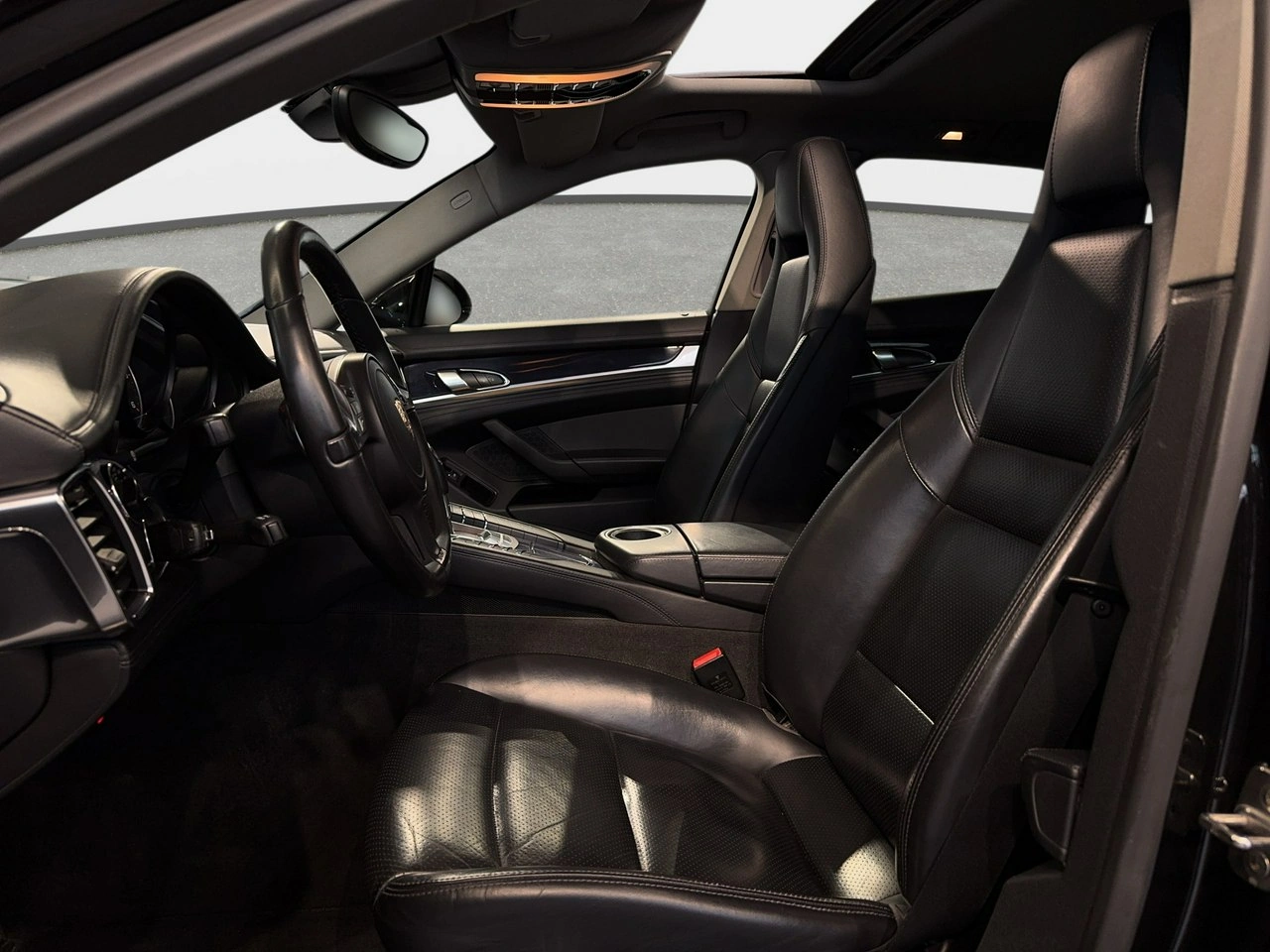 Porsche Panamera - Zdjęcie 11