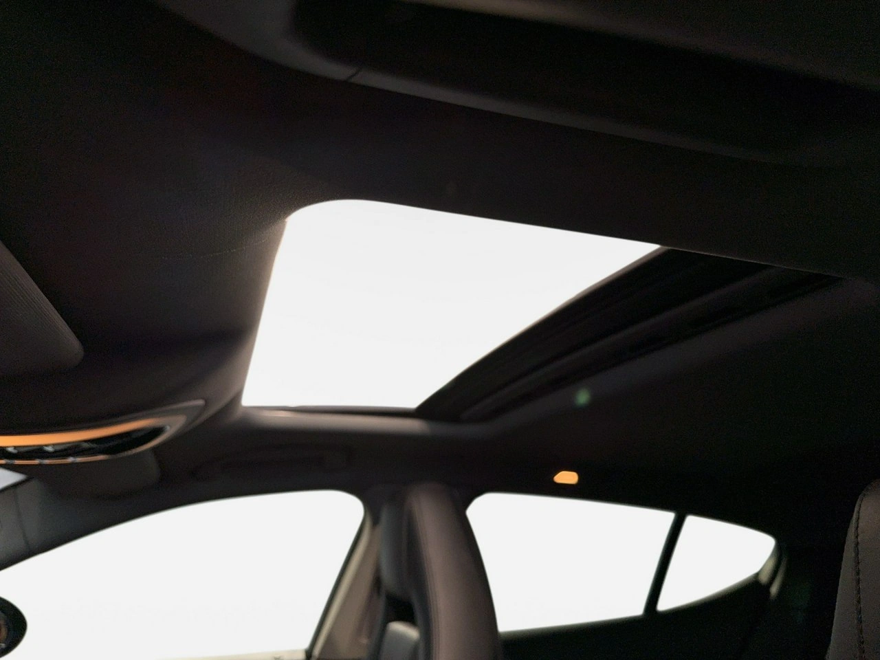 Porsche Panamera - Zdjęcie 13