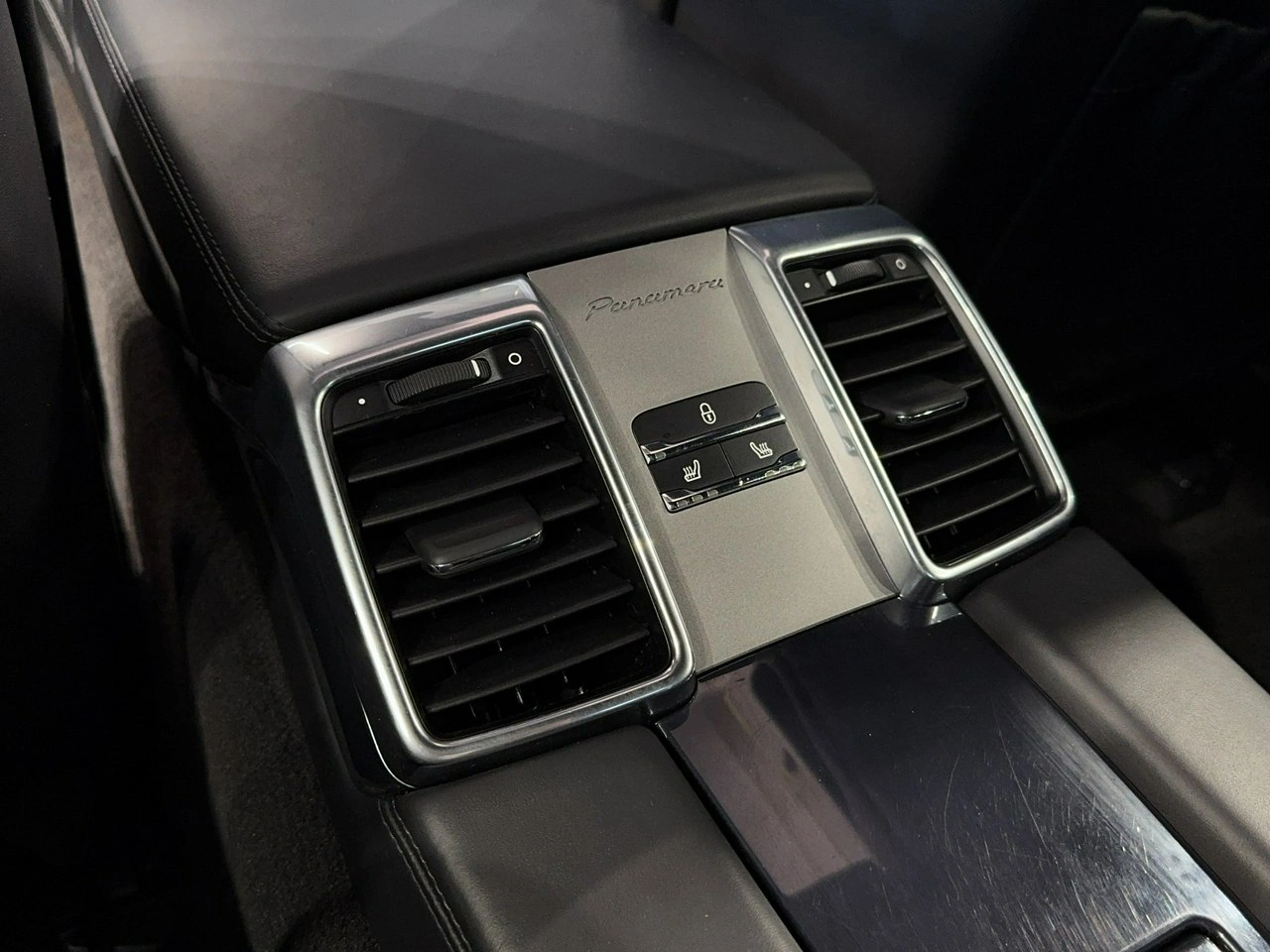 Porsche Panamera - Zdjęcie 15