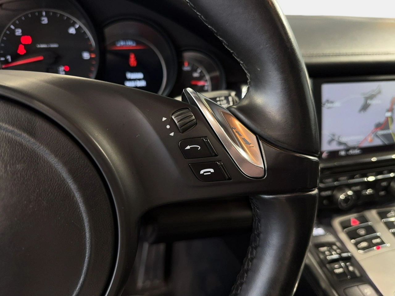 Porsche Panamera - Zdjęcie 21