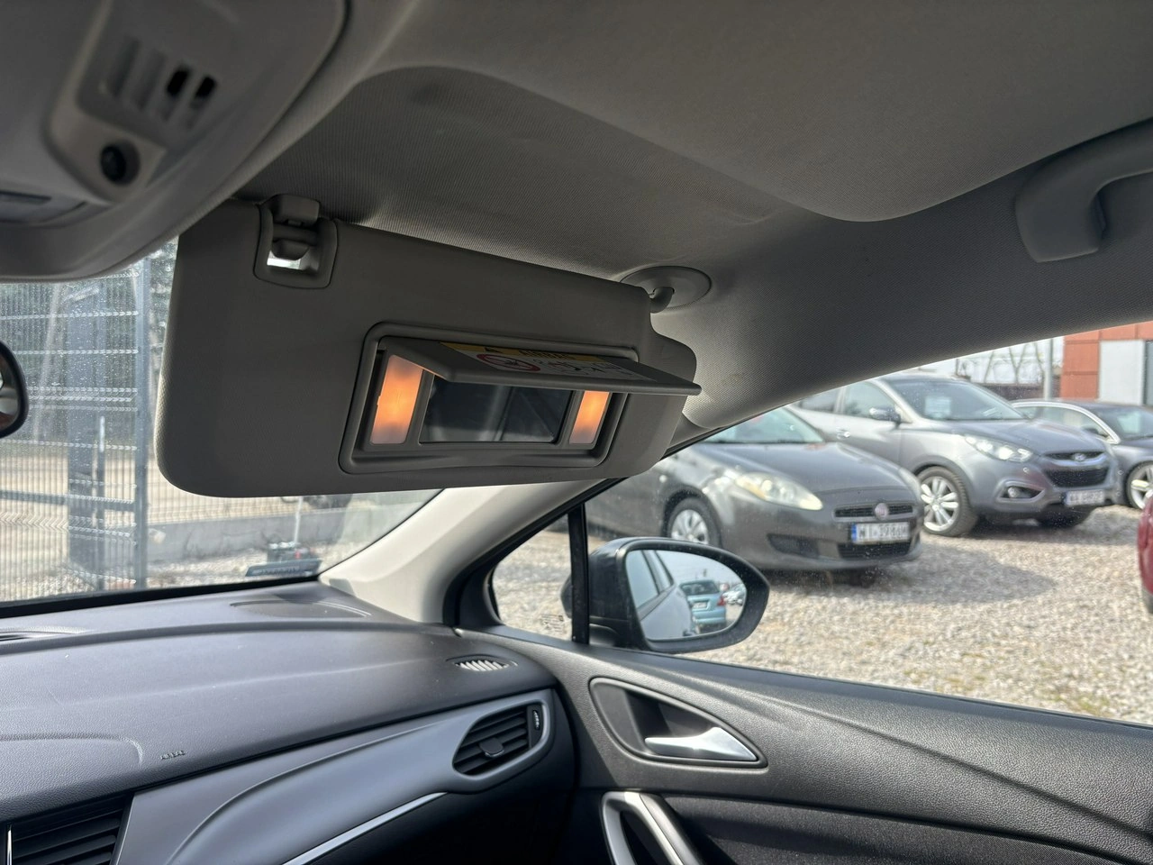 Opel Astra - Zdjęcie 24