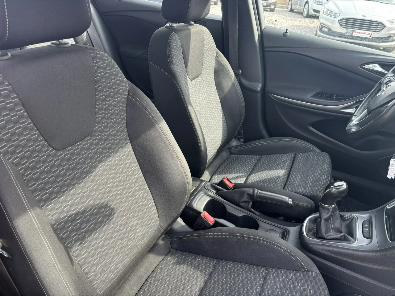 Opel Astra - Zdjęcie 33