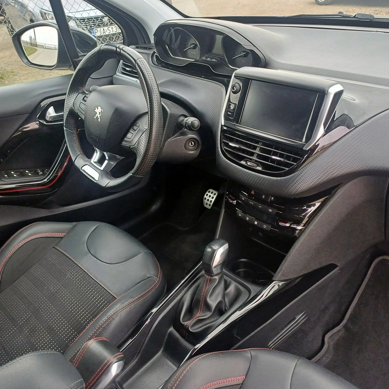 Peugeot 2008 - Zdjęcie 10