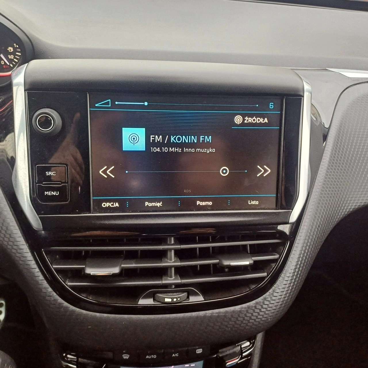 Peugeot 2008 - Zdjęcie 13