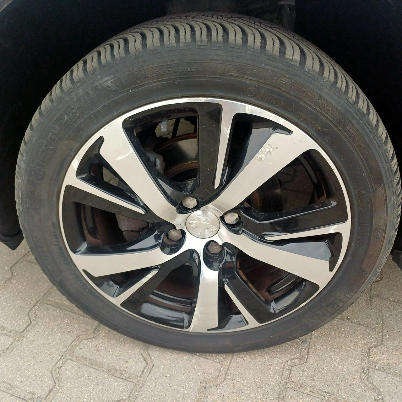 Peugeot 2008 - Zdjęcie 30