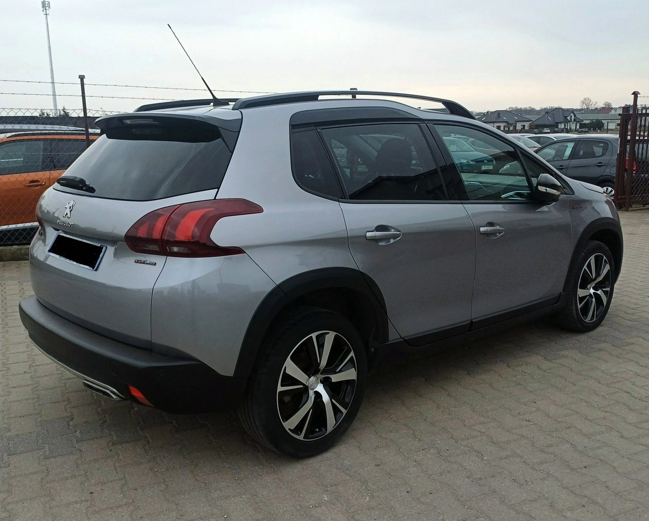 Peugeot 2008 - Zdjęcie 4
