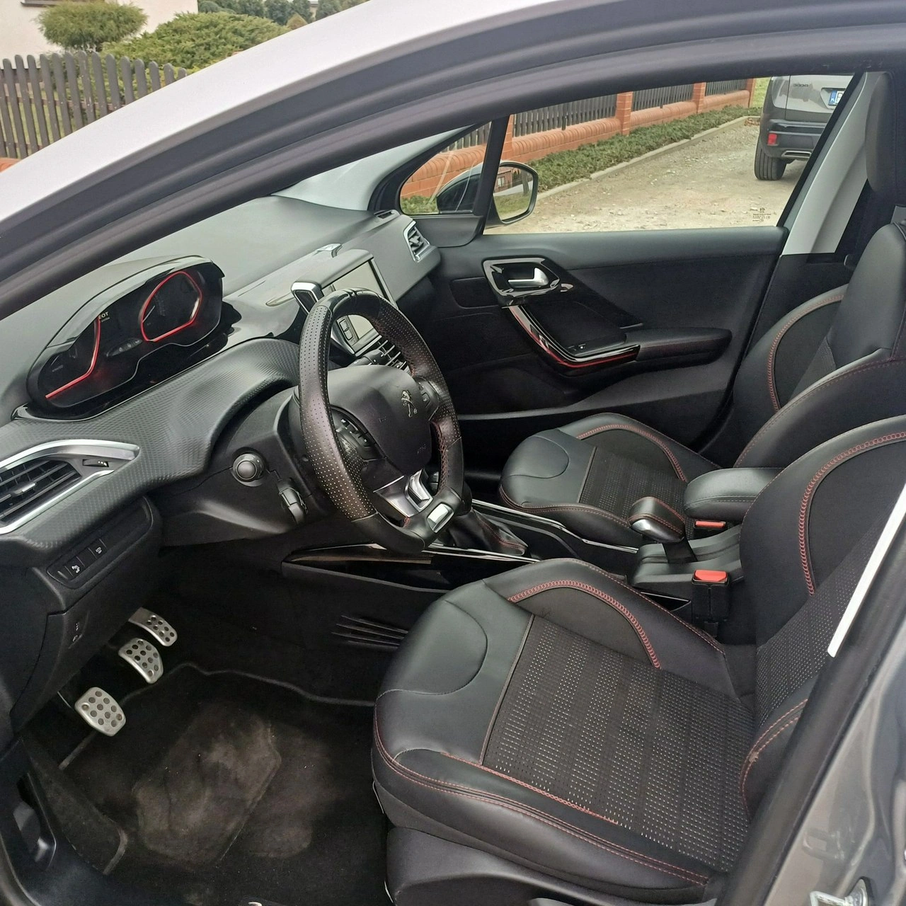 Peugeot 2008 - Zdjęcie 5