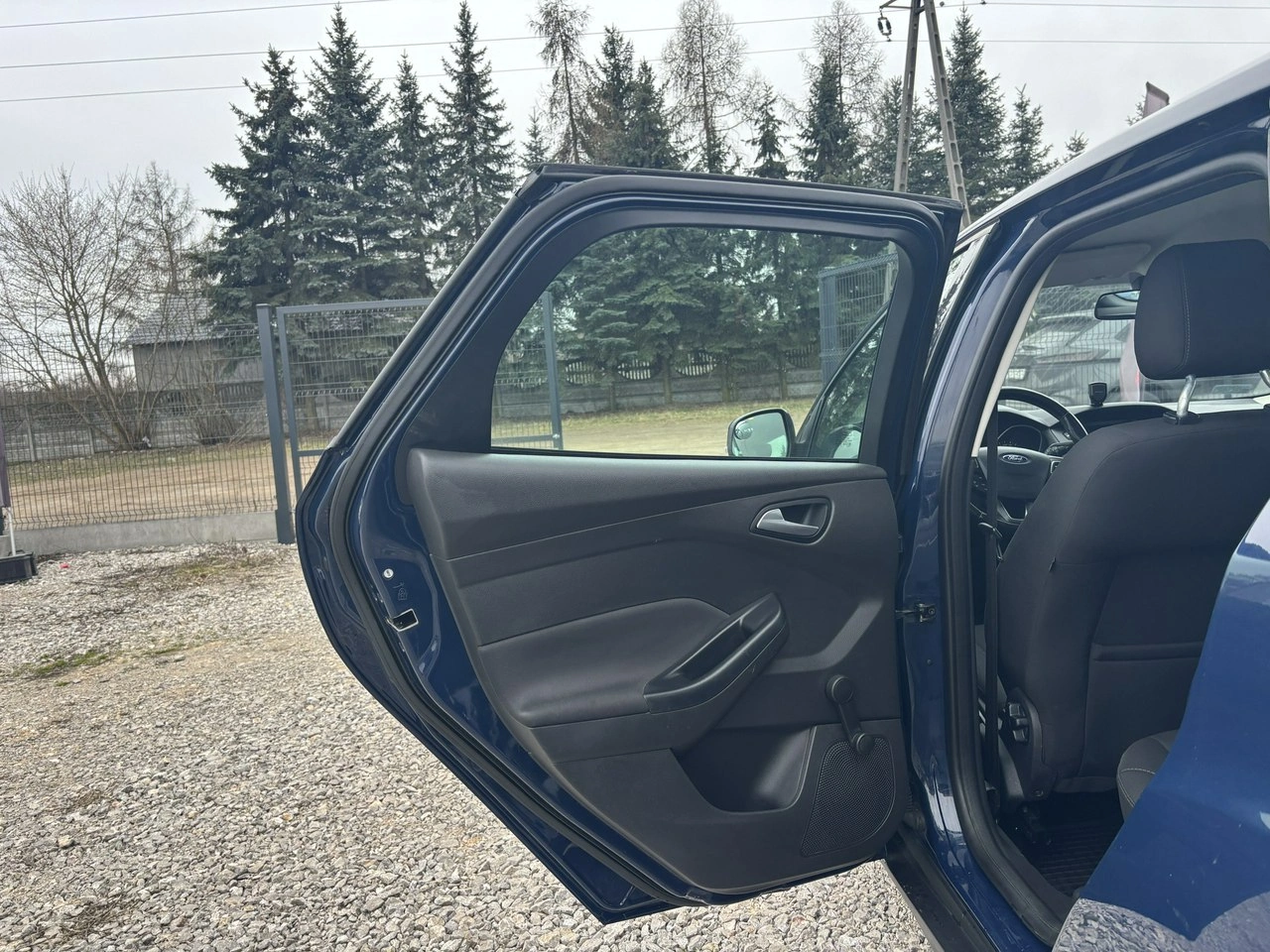 Ford Focus - Zdjęcie 25