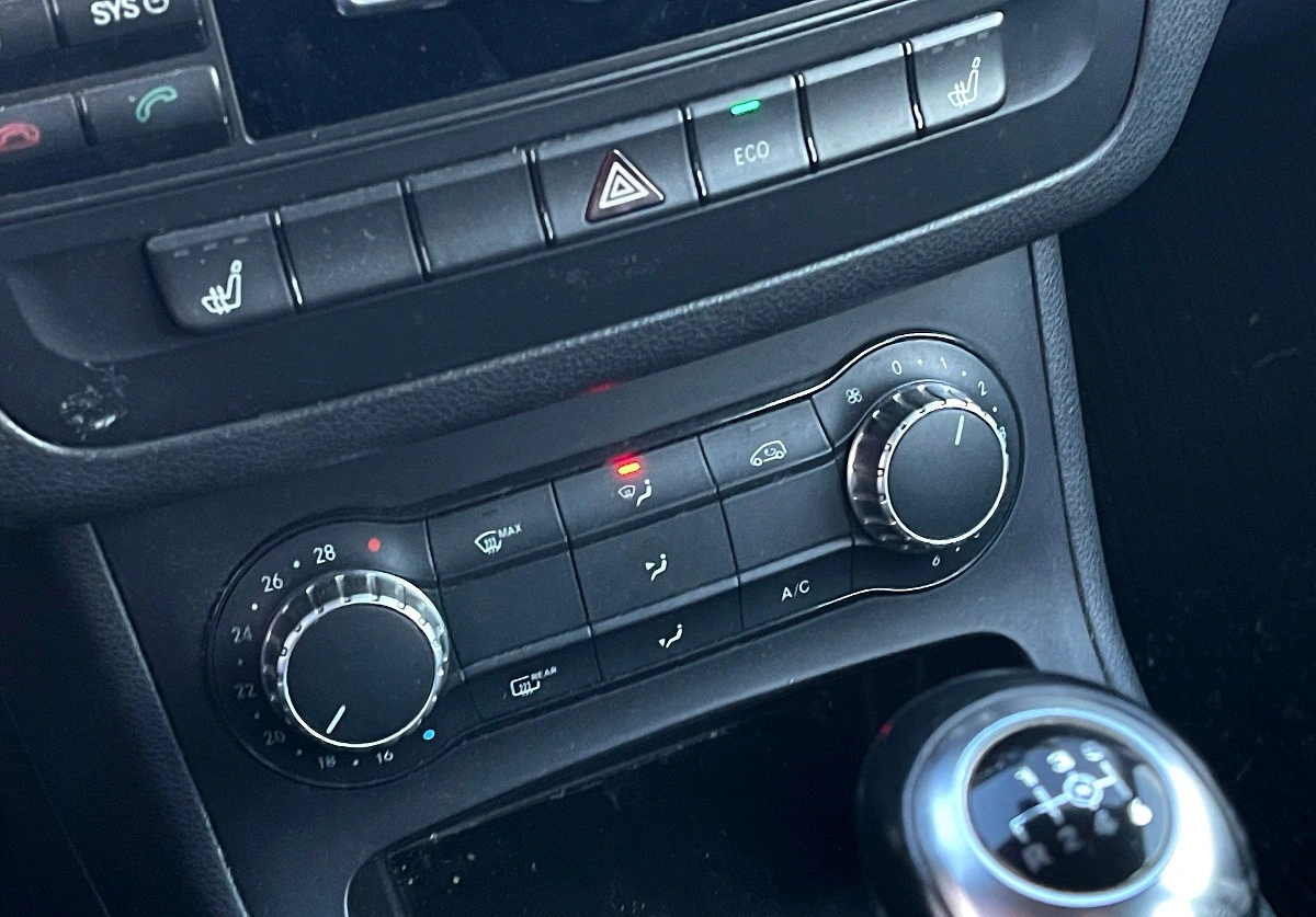 Mercedes-Benz Klasa B - Zdjęcie 22