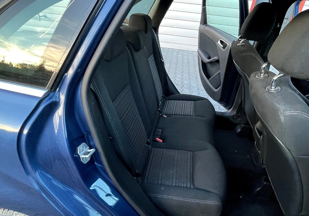 Mercedes-Benz Klasa B - Zdjęcie 14