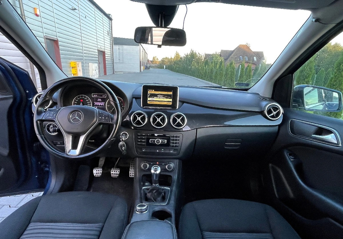 Mercedes-Benz Klasa B - Zdjęcie 16