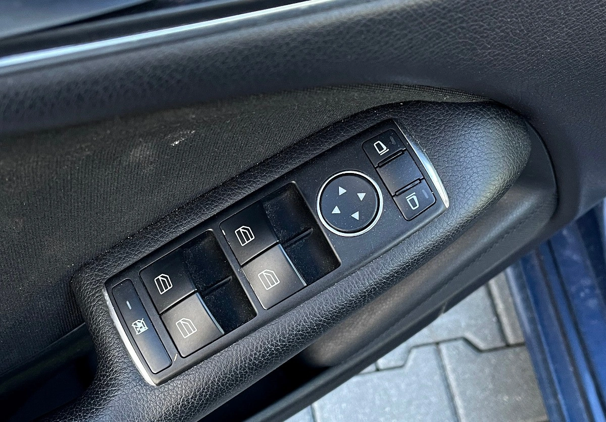 Mercedes-Benz Klasa B - Zdjęcie 17