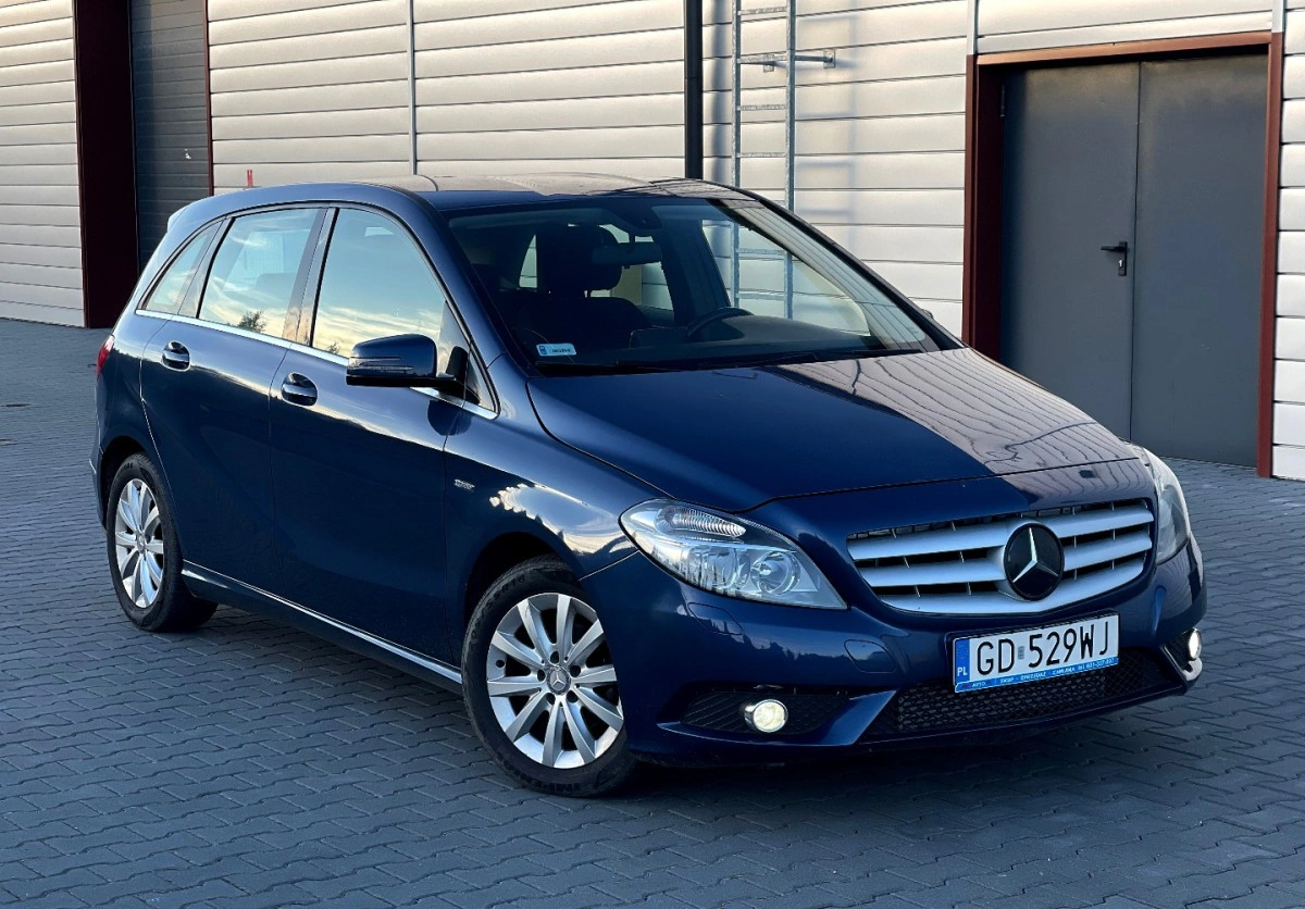 Mercedes-Benz Klasa B - Główne zdjęcie