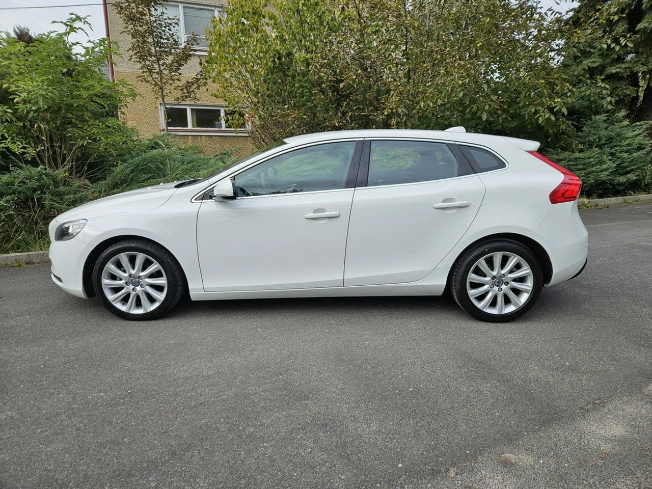 Volvo V40 - Zdjęcie 8