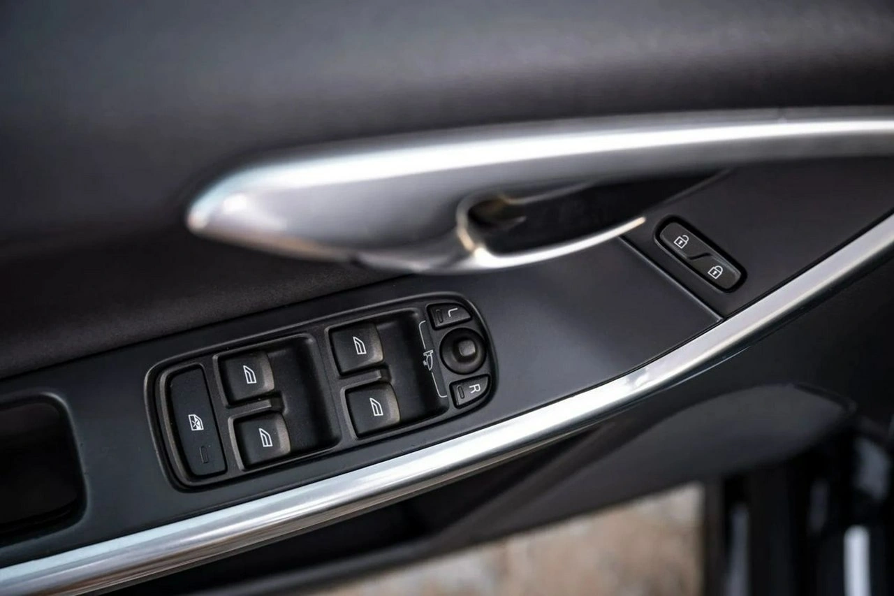 Volvo XC 60 - Zdjęcie 13