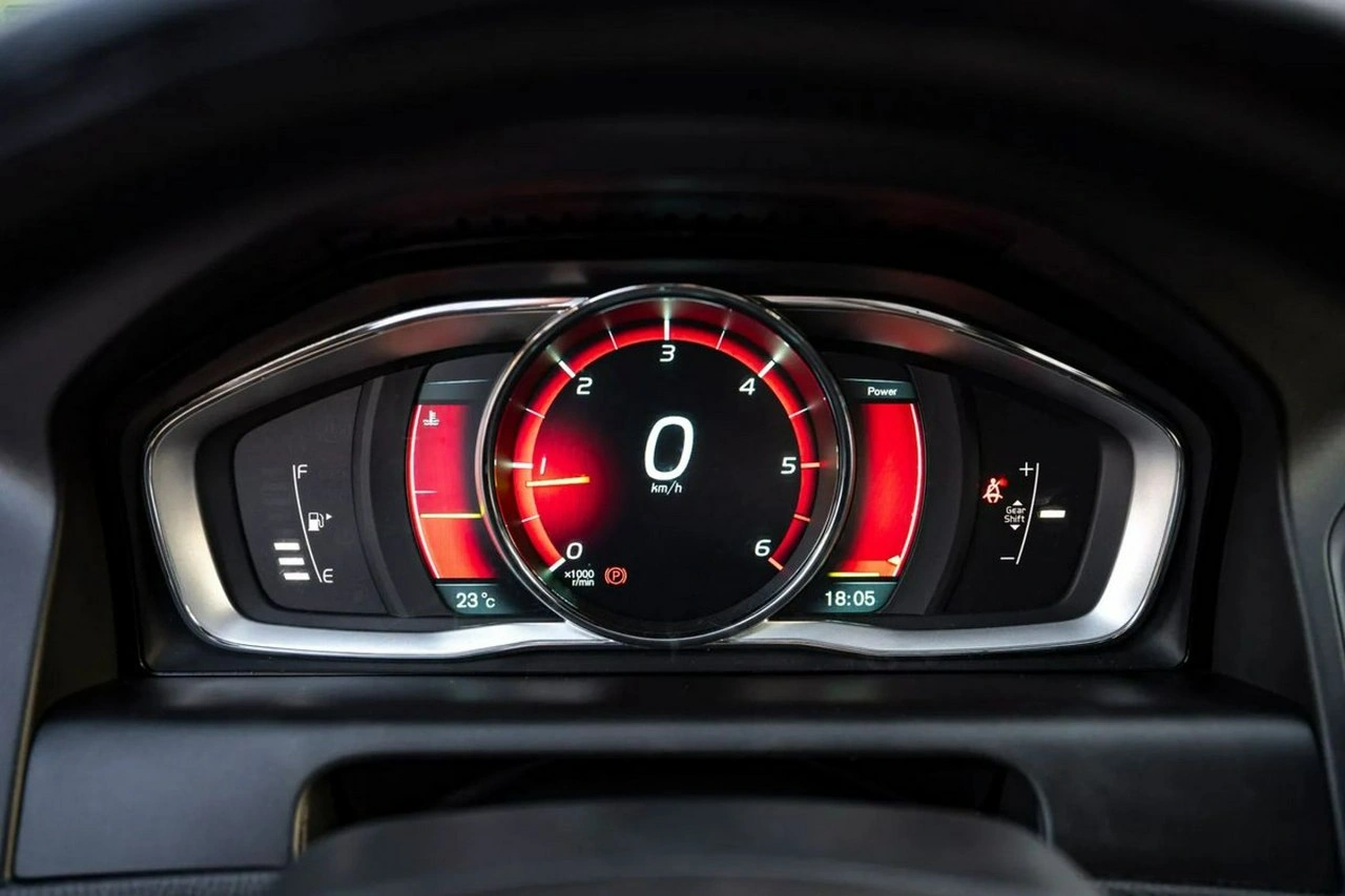 Volvo XC 60 - Zdjęcie 14