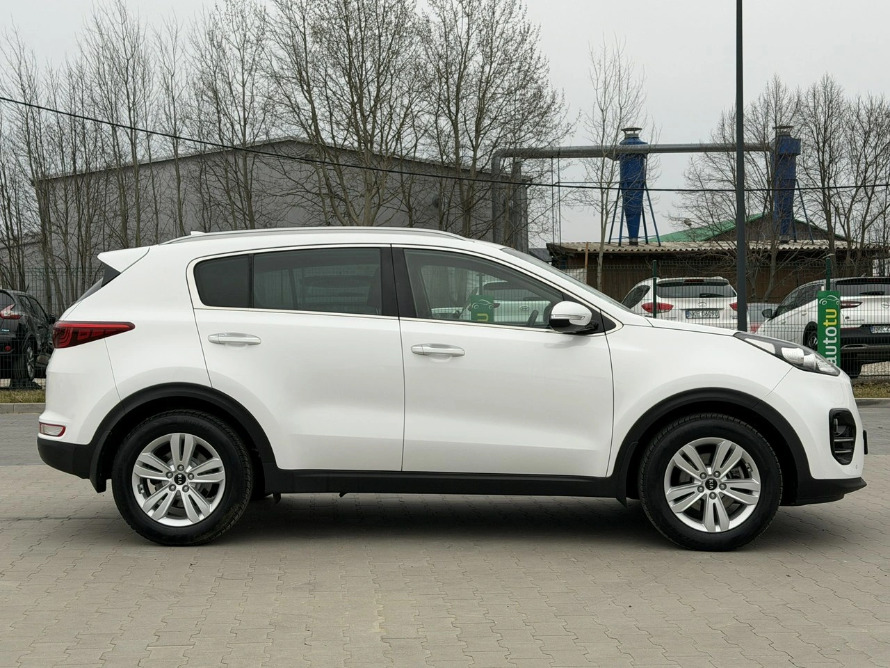 Kia Sportage - Zdjęcie 11