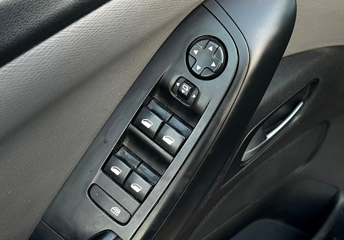 Citroën C4 Grand Picasso - Zdjęcie 18