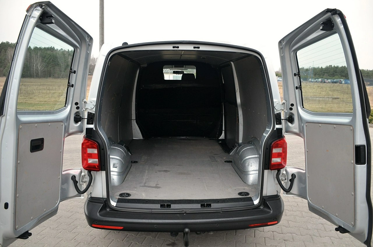 Volkswagen Transporter - Zdjęcie 11