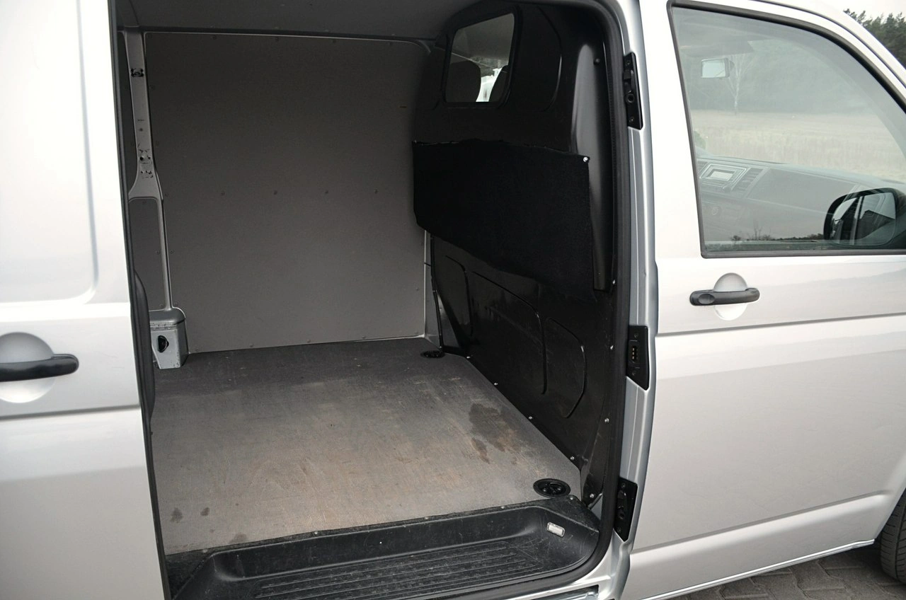 Volkswagen Transporter - Zdjęcie 12