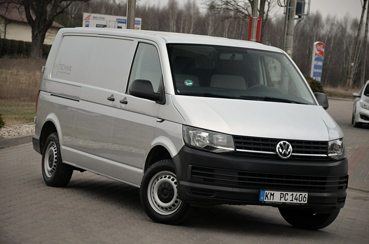 Volkswagen Transporter - Główne zdjęcie
