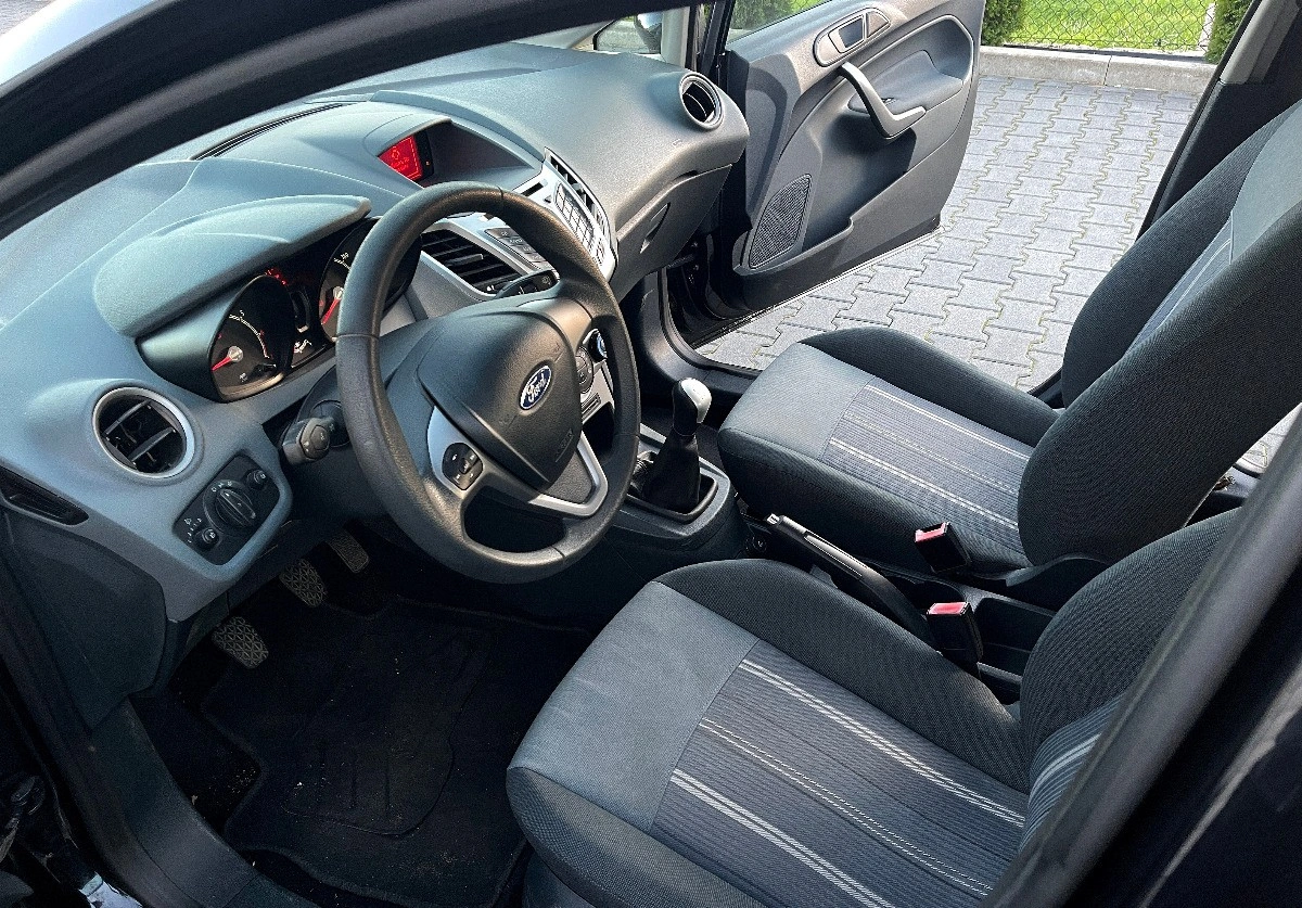 Ford Fiesta - Zdjęcie 11