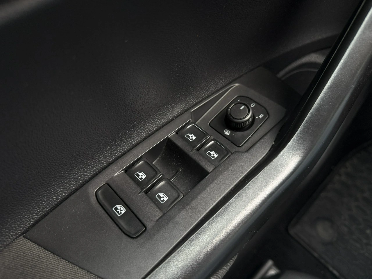 Volkswagen Polo - Zdjęcie 17