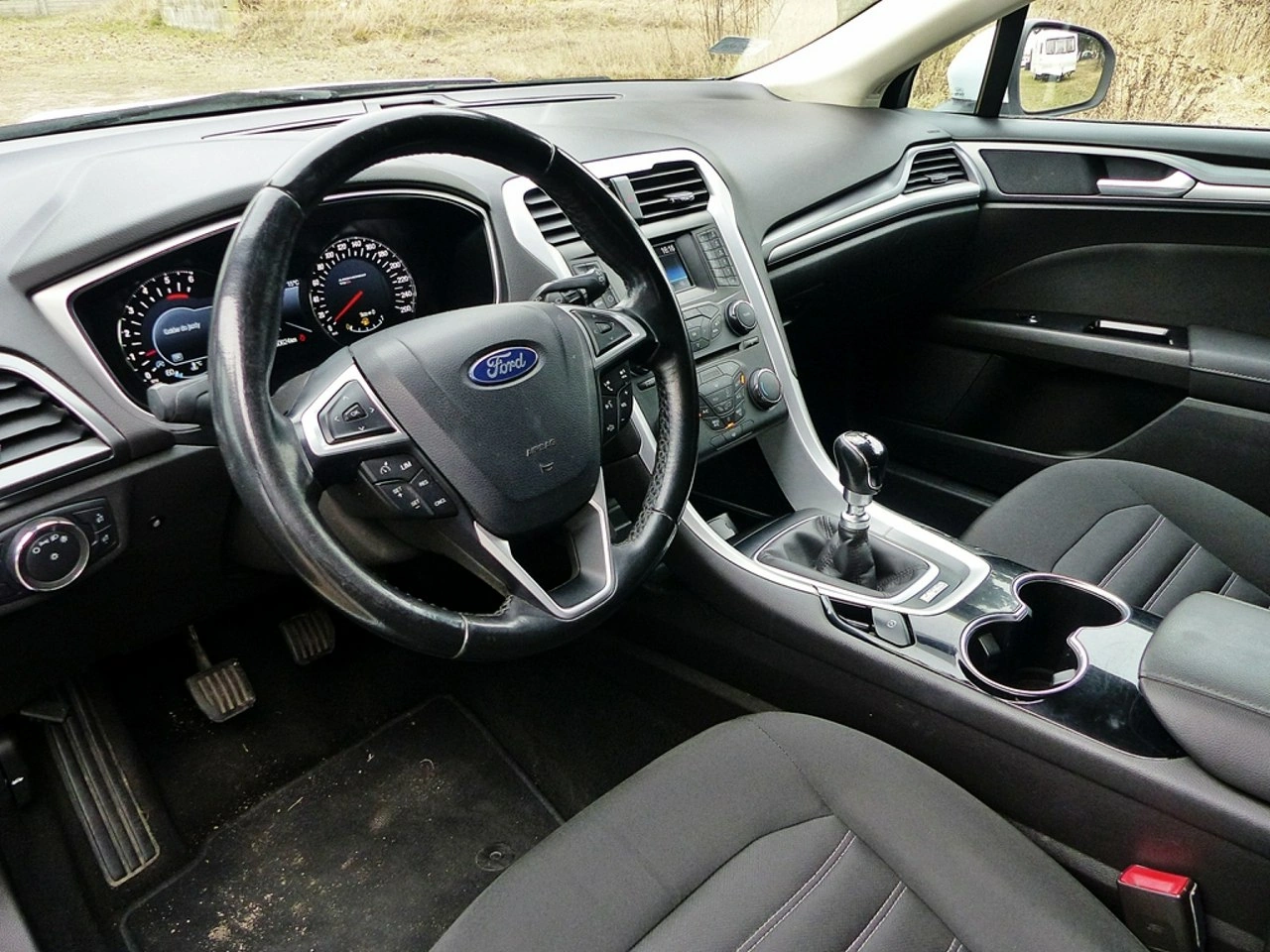 Ford Mondeo - Zdjęcie 18