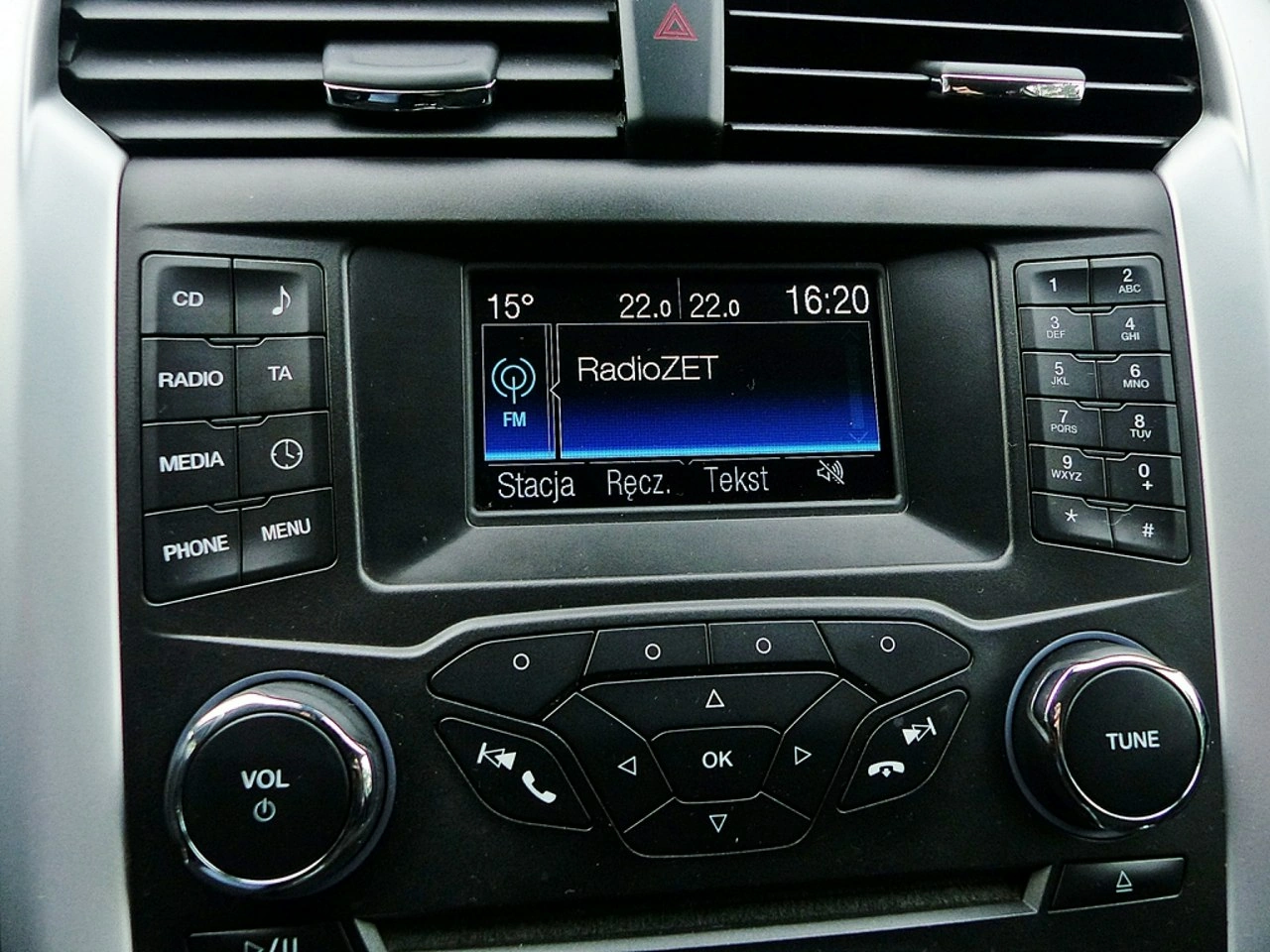 Ford Mondeo - Zdjęcie 31