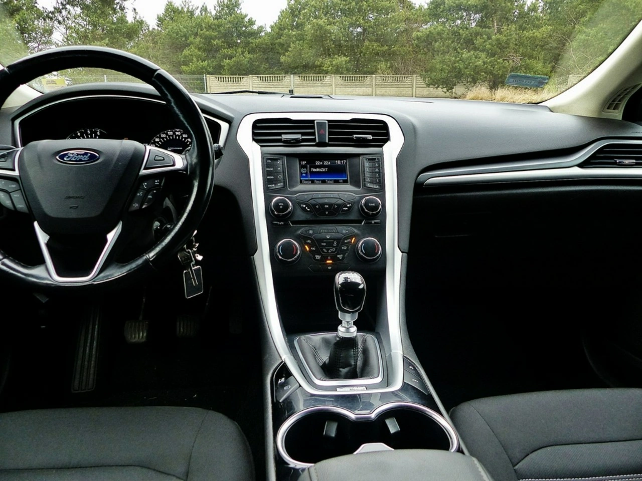 Ford Mondeo - Zdjęcie 35