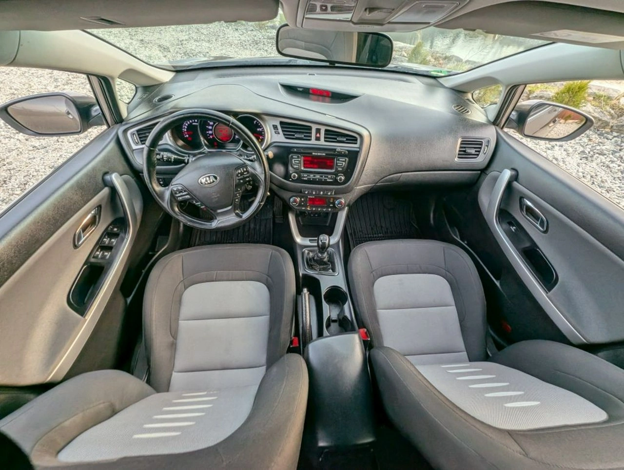Kia Ceed - Zdjęcie 14