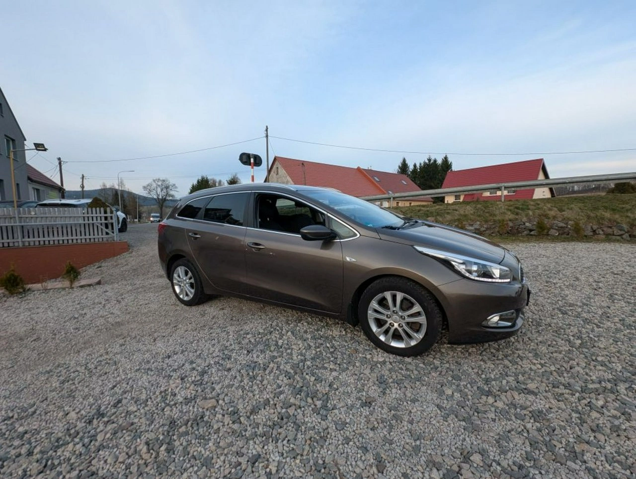 Kia Ceed - Zdjęcie 4