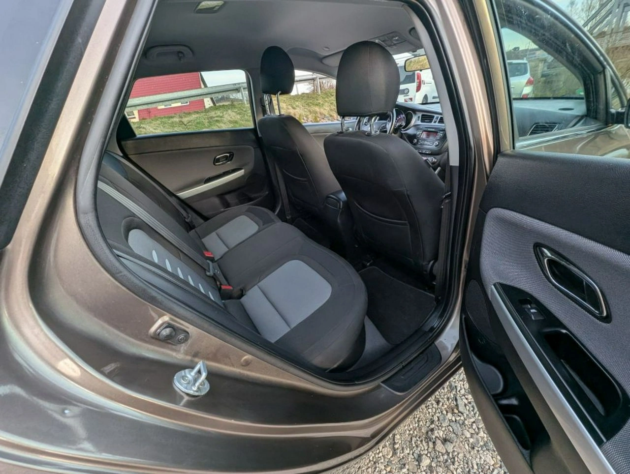 Kia Ceed - Zdjęcie 6