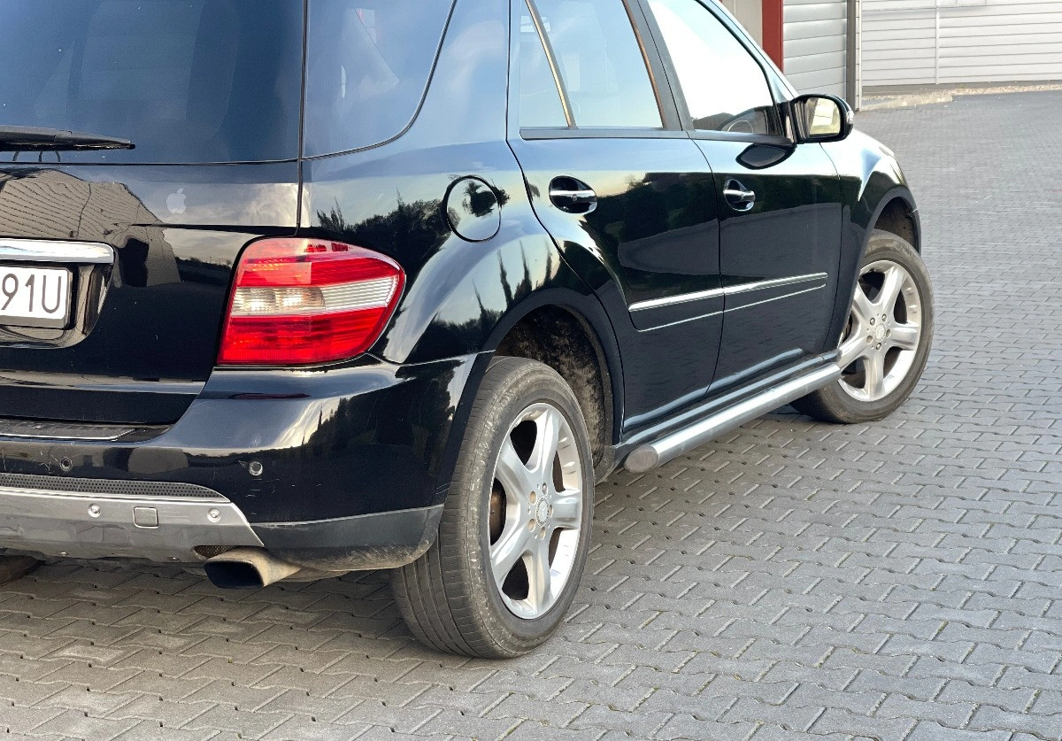 Mercedes-Benz ML - Zdjęcie 9