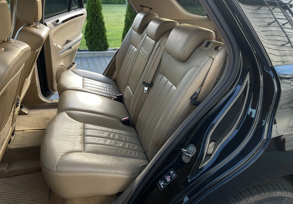 Mercedes-Benz ML - Zdjęcie 14