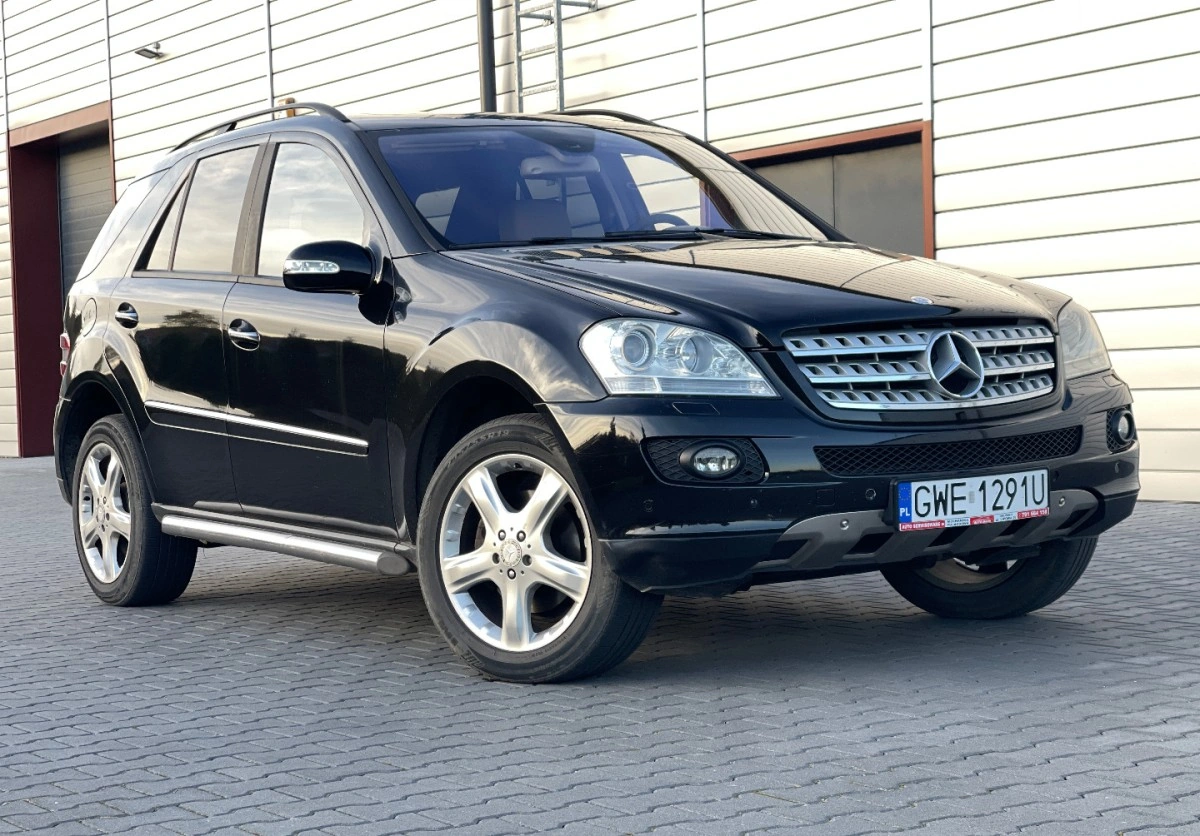 Mercedes-Benz ML - Główne zdjęcie