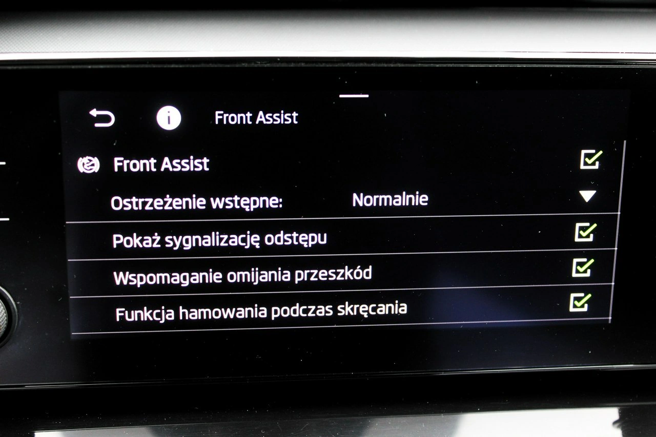 Skoda Octavia - Zdjęcie 22