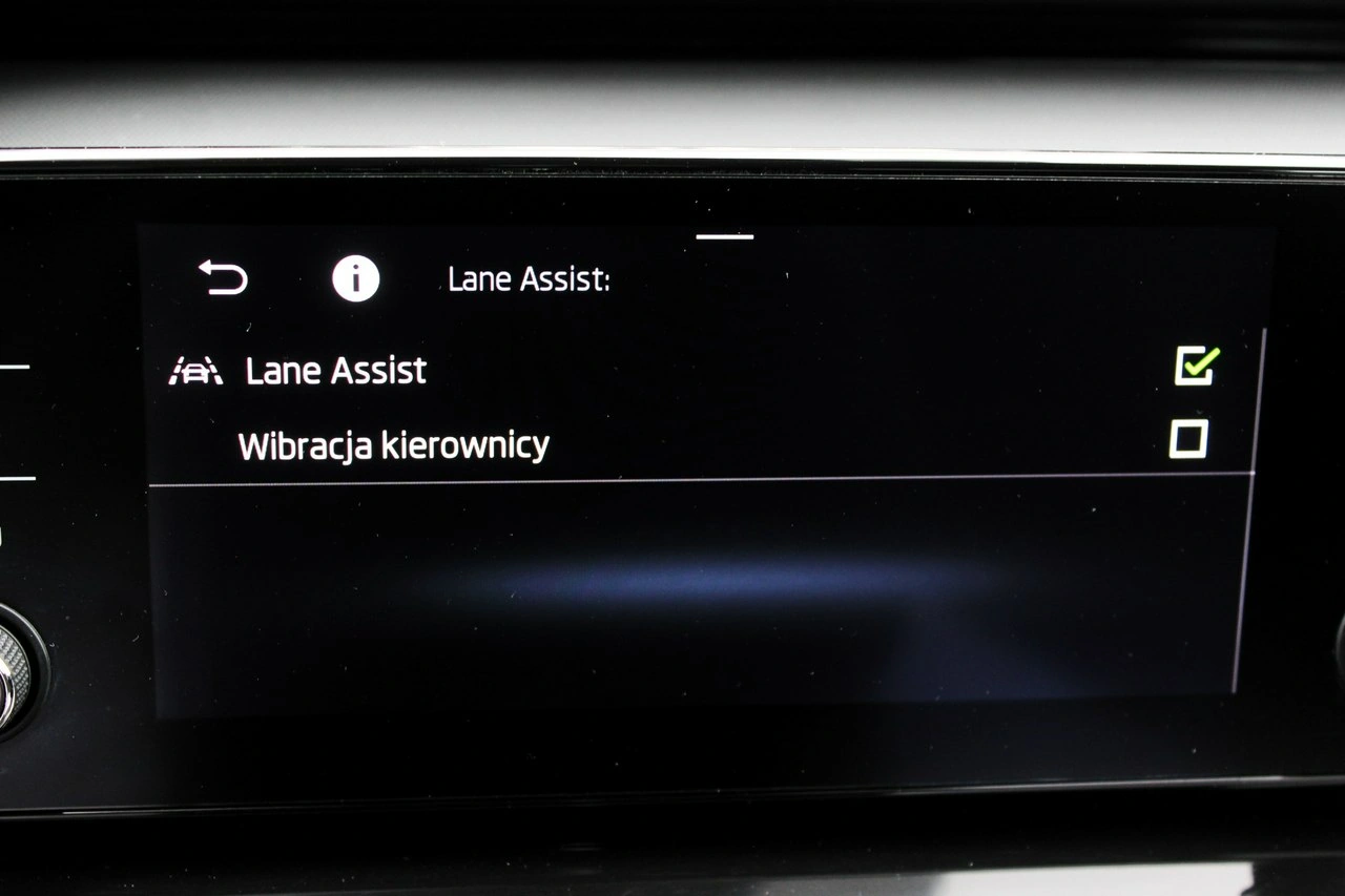 Skoda Octavia - Zdjęcie 23